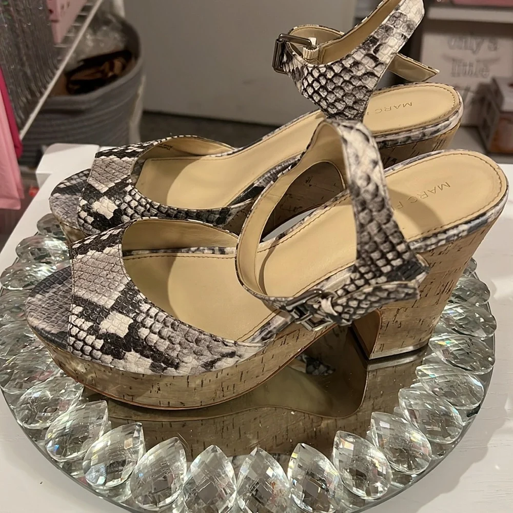 Marc Fisher Snakeskin Patterned Women's Sandals 8.5 - Picture 2 of 10